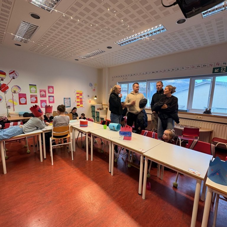 9b83c2a5-0d06-4e6e-8eec-6a8b9469b8f6