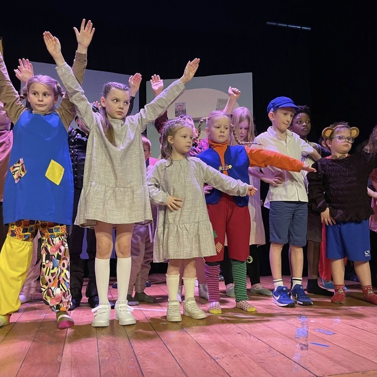 489820796_10233029181690224_4668704078703726971_n