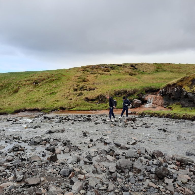 4f02ce73-8208-4331-b704-48a7a539c2f5