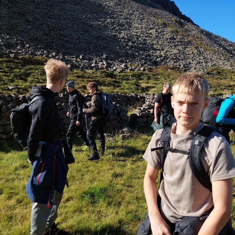 920afb05-b891-46fe-a6d4-68a95a483995