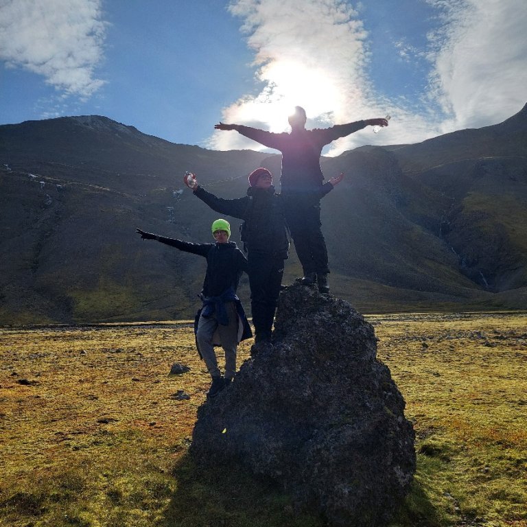 d6cdba9f-6417-4920-83d7-20796920cbb0