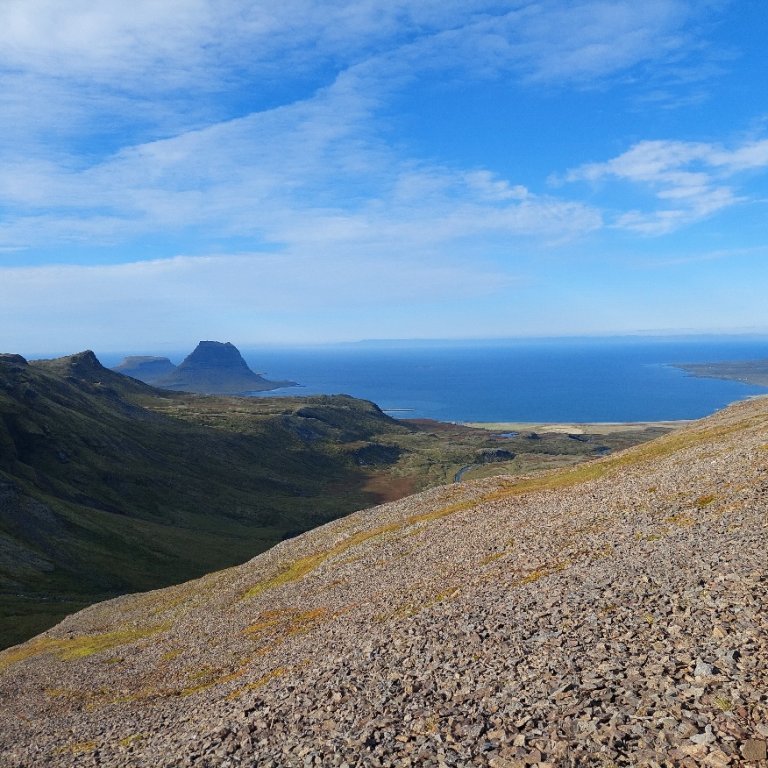 dabd4304-3fc3-43c7-bd8d-b89a7a836473