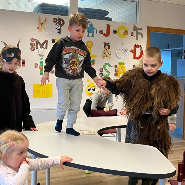 7cdb5f2c-152c-439b-bca5-271337346633