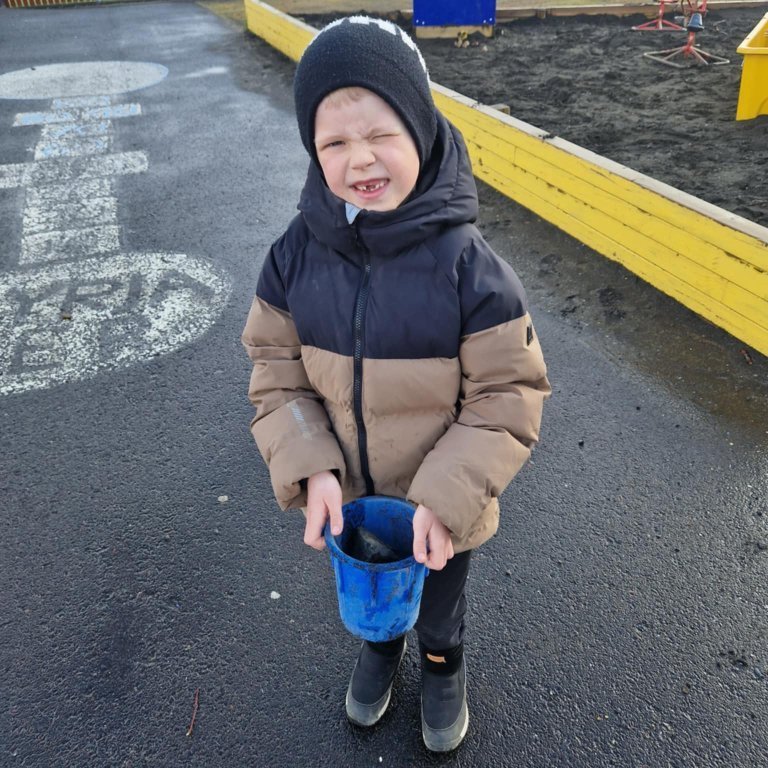 60b2749b-32f6-408e-af5a-9e1bfdd78ba4