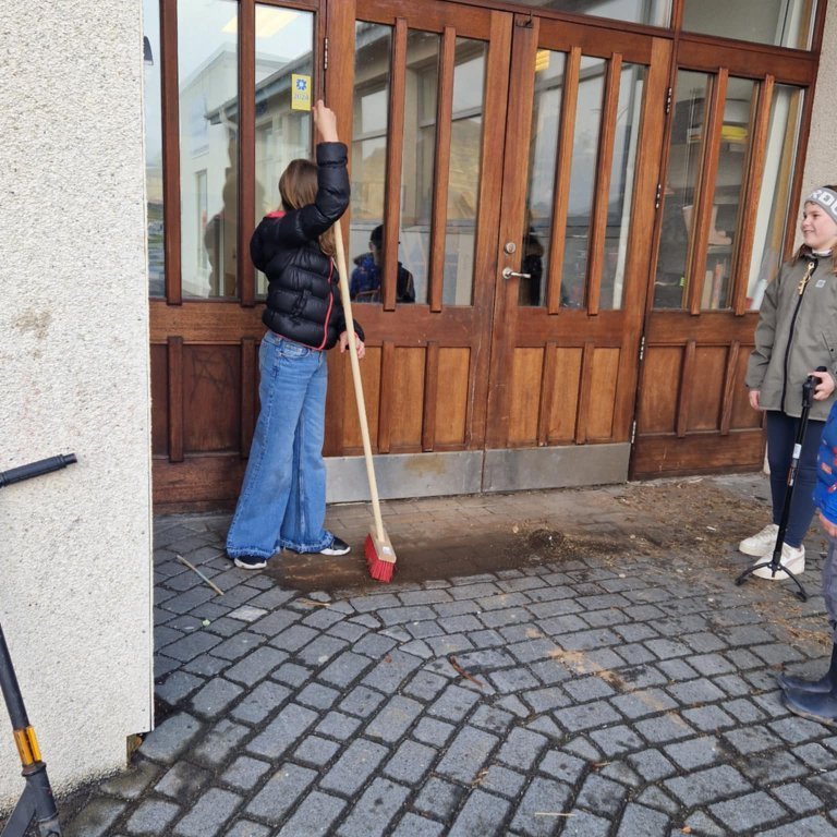 fd62c512-a647-43f4-a8e1-0b1be69aede7