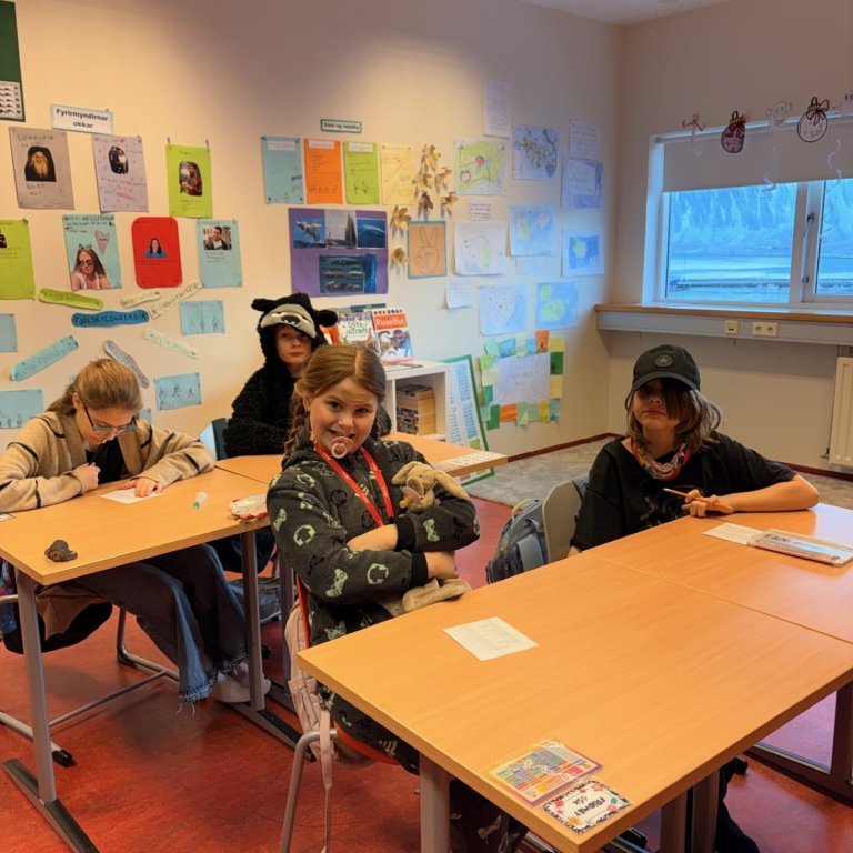 ca297524-7f14-45f3-9cb3-e81b25e6f822