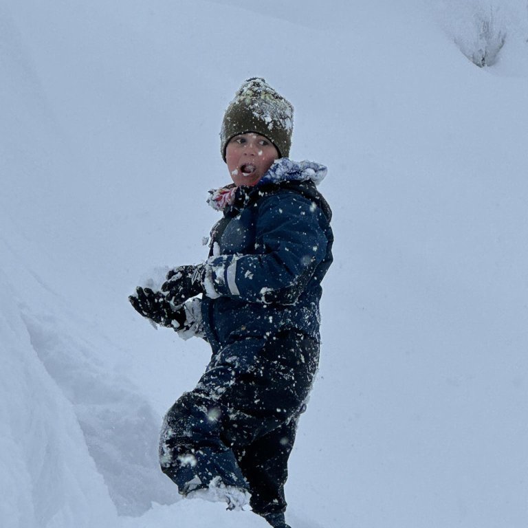 messenger_creation_88bcb9e7-5183-4dd5-9737-7a9c11418203