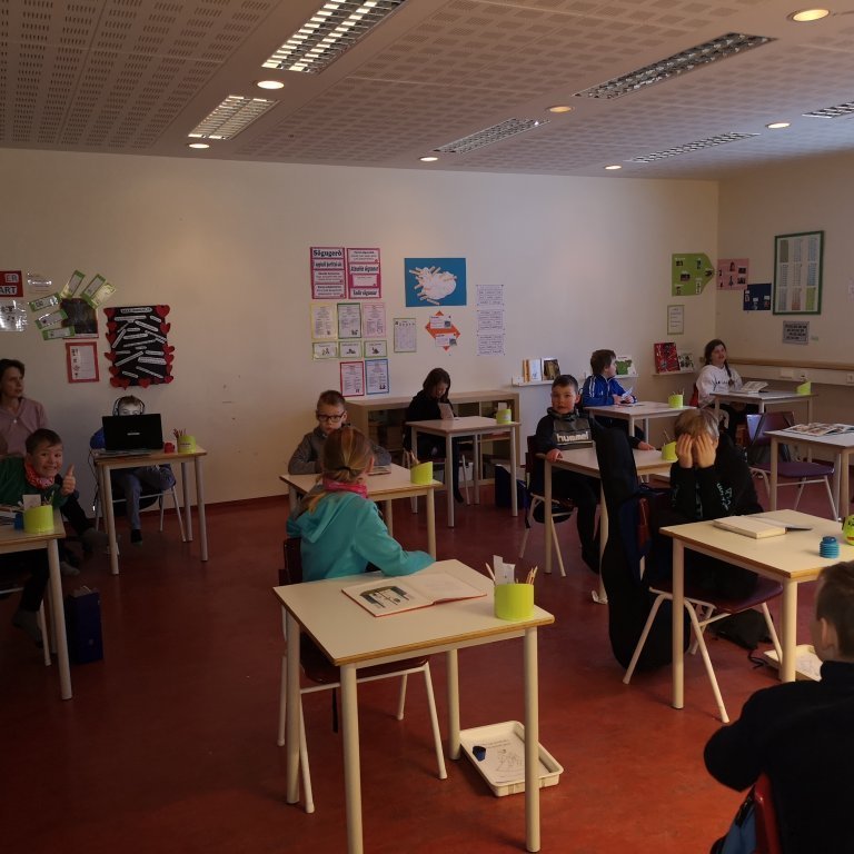 3. bekkur er kominn í stærri stofu uppi