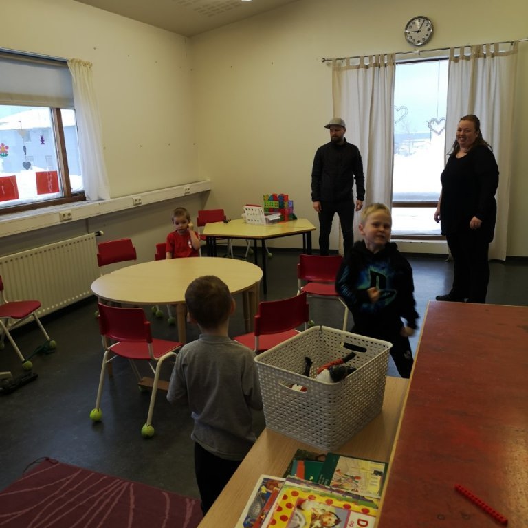 Nemendur Eldhamra eru farin að nýta sér textílstofuna.