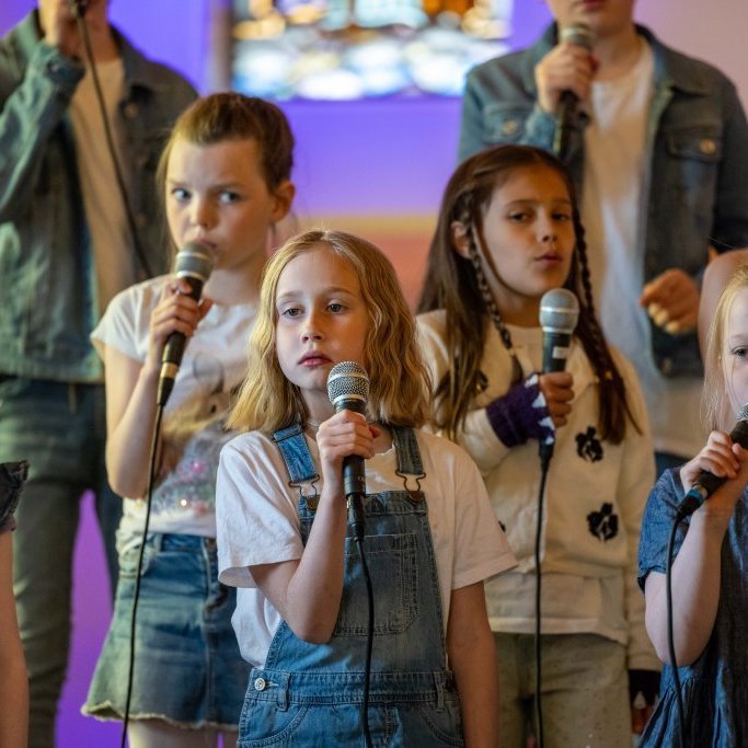 skolakortonleikar2juni2025-13