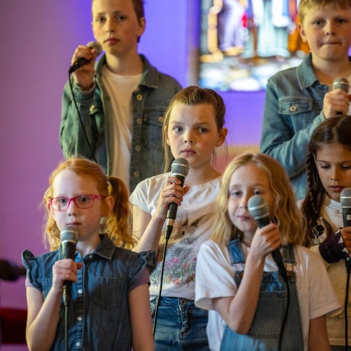 skolakortonleikar2juni2025-14