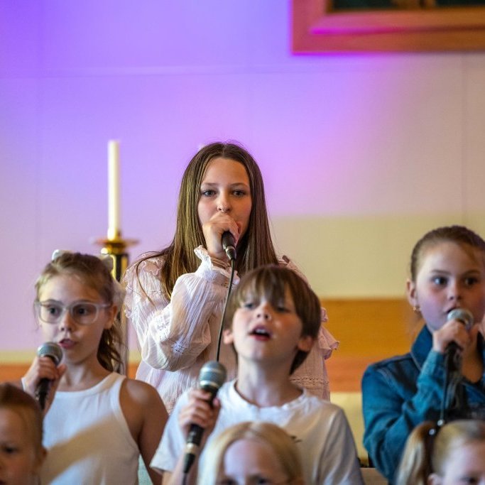 skolakortonleikar2juni2025-19