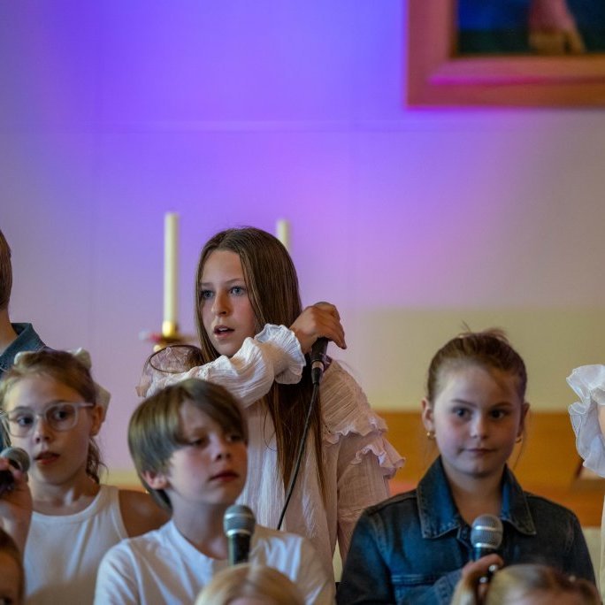 skolakortonleikar2juni2025-34