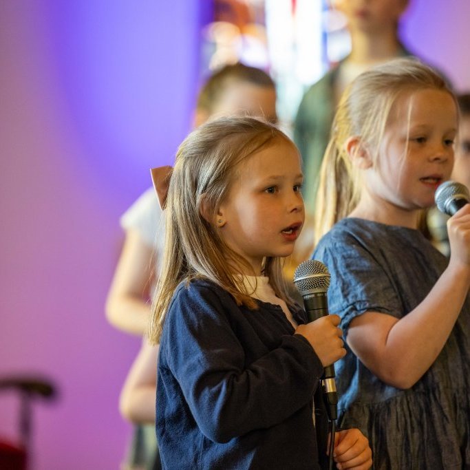 skolakortonleikar2juni2025-39