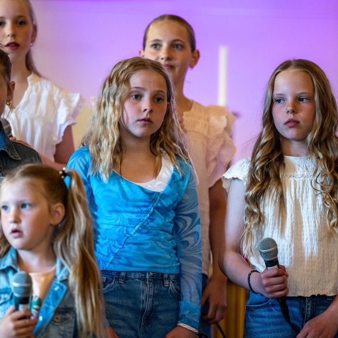 skolakortonleikar2juni2025-40