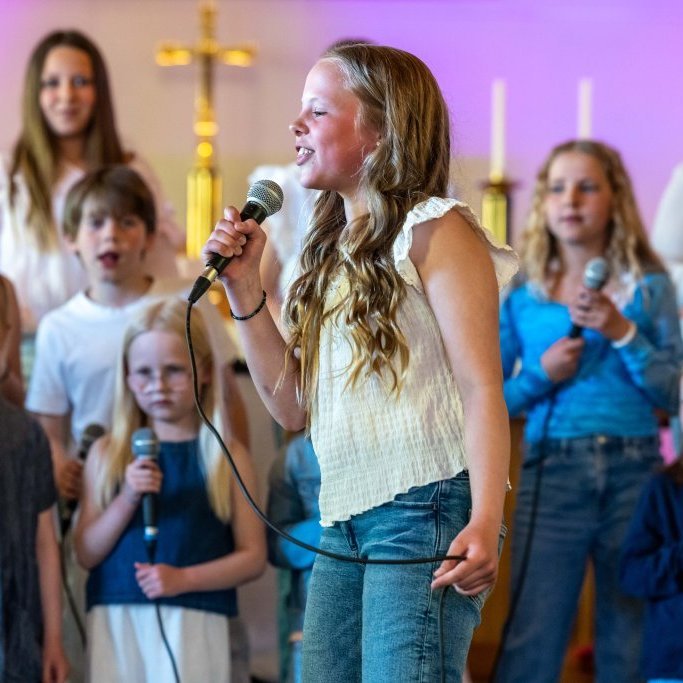 skolakortonleikar2juni2025-76