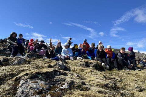 4. og 5. bekkur í gönguferð